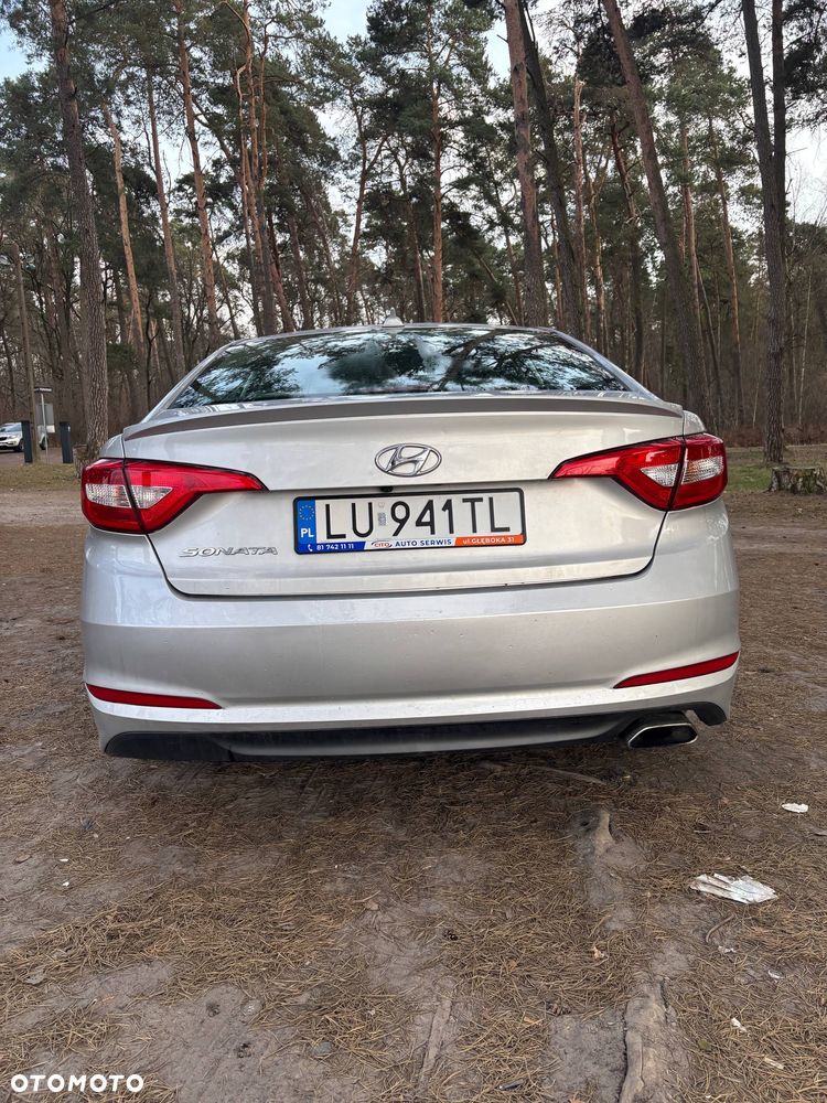 Hyundai Sonata 2.4 SE - 9