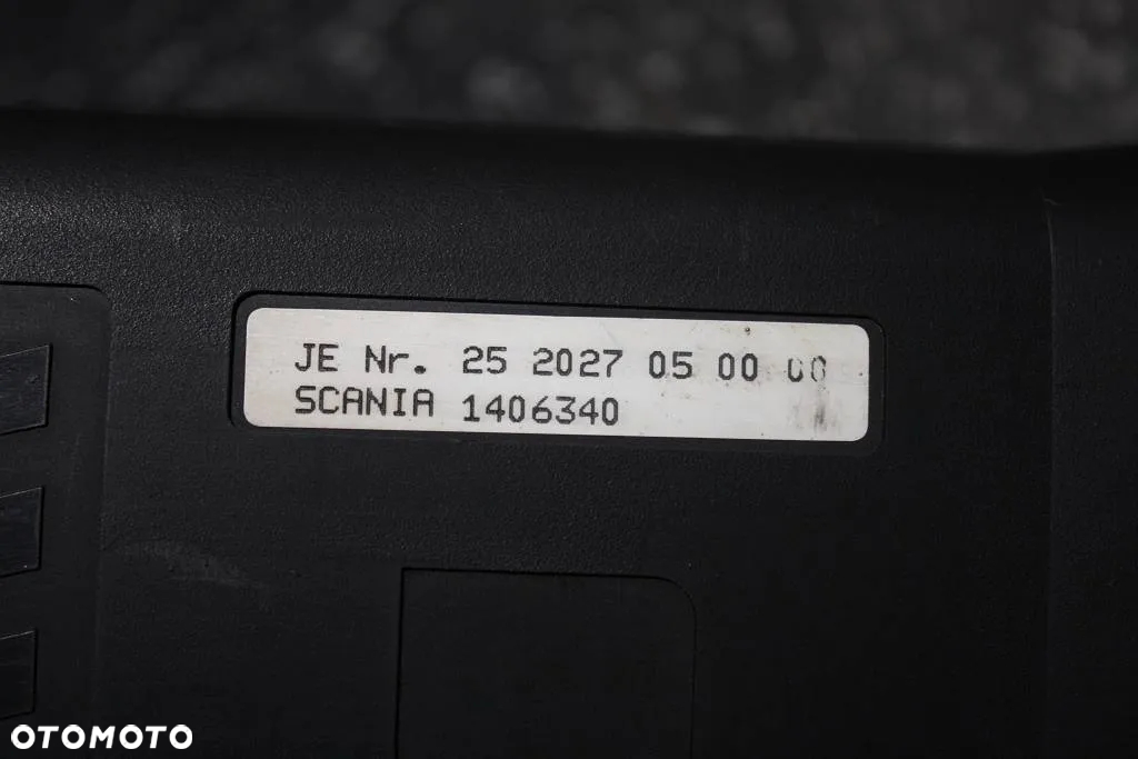 # SCANIA 4 124 OGRZEWANIE POSTOJOWE WEBASTO EBERSPACHER D1LC 1406340 - 2