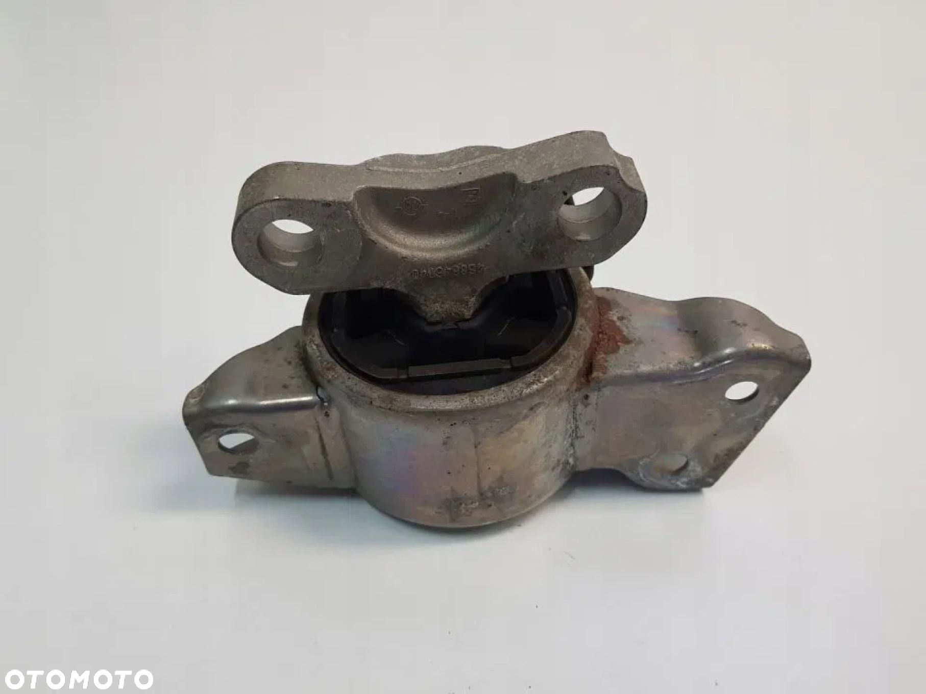 ŁAPA PODUSZKA SILNIKA OPEL CORSA D 1.4 AUTOMAT - 2