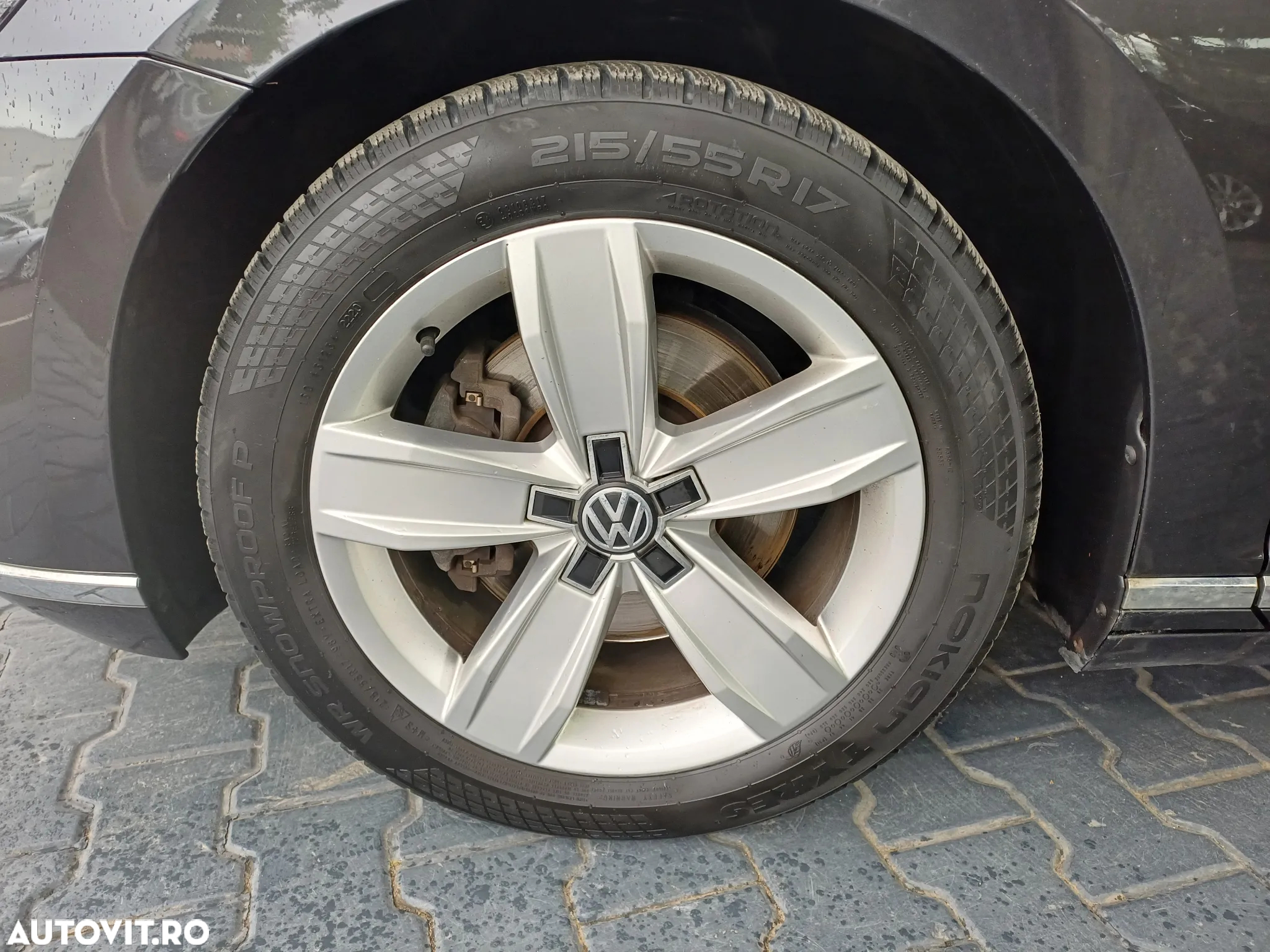 Volkswagen Passat 2.0 TDI DSG Highline - 4