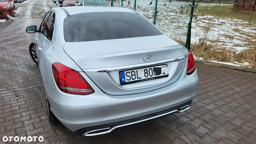 Mercedes-Benz Klasa C 180 (BlueEFFICIENCY) Avantgarde - 25