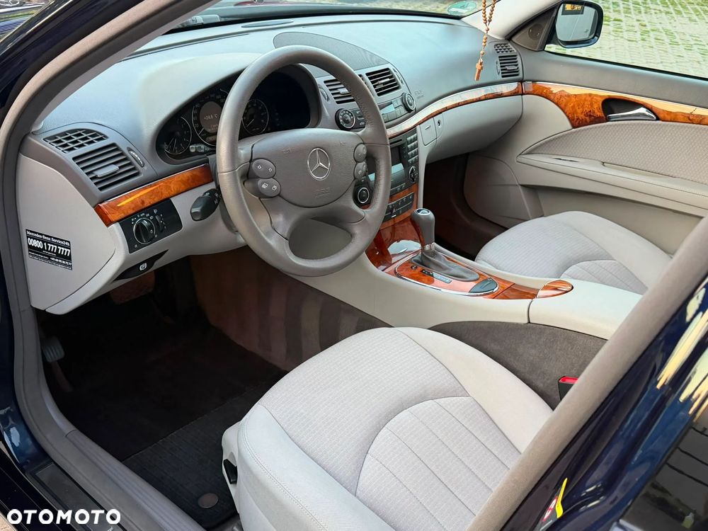 Mercedes-Benz Klasa E 200 Kompressor Automatik Elegance - 31