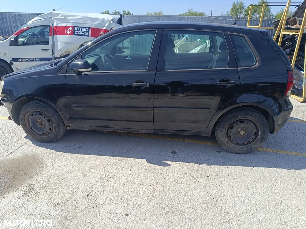 Dezmembrez vw polo 9n 1.4 tdi bwb - 1