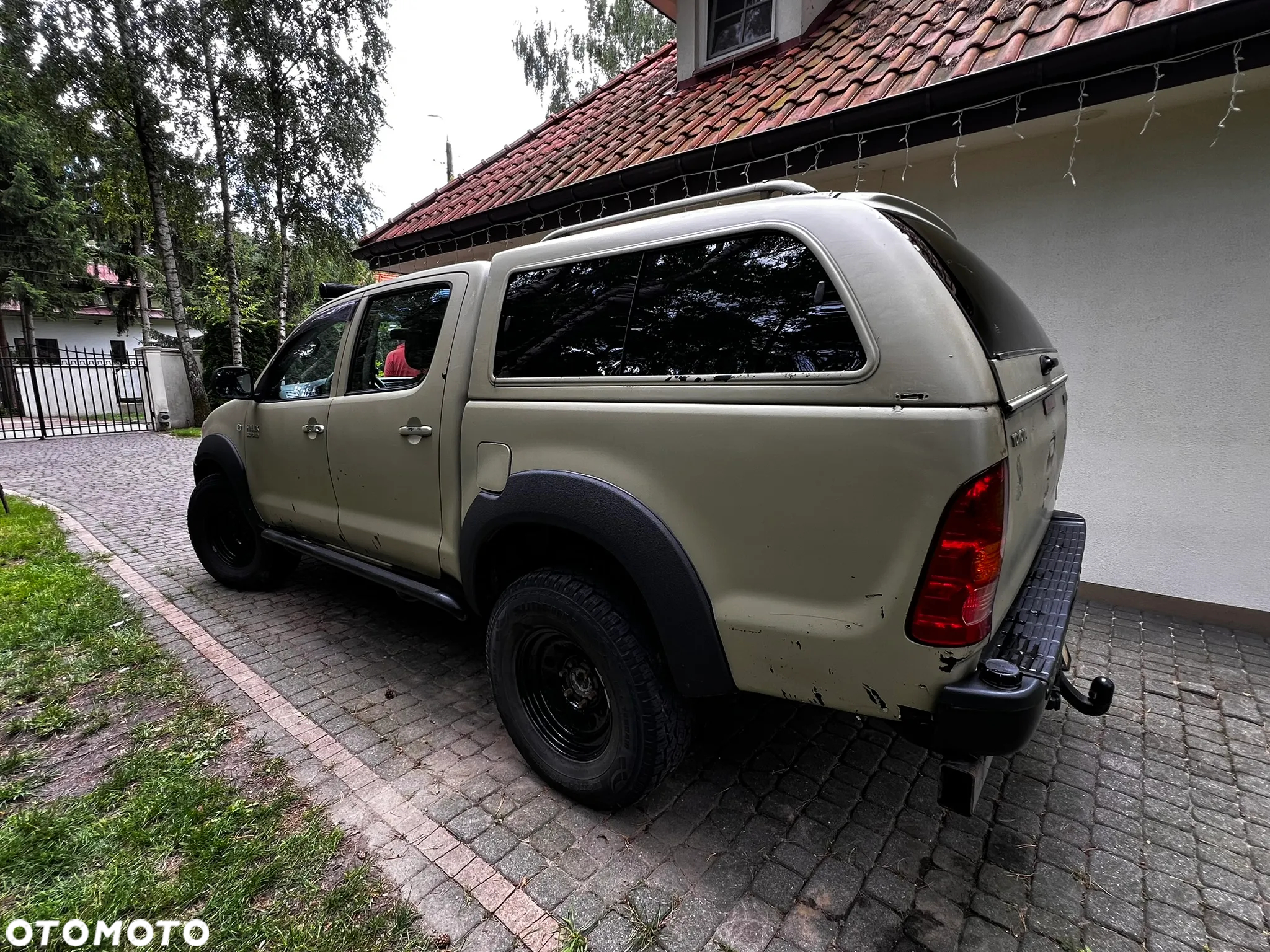 Toyota Hilux - 5