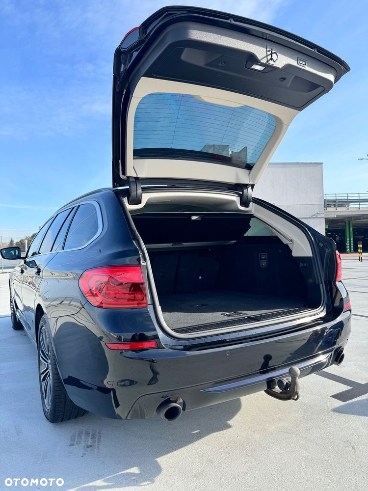 BMW Seria 5 530i - 22