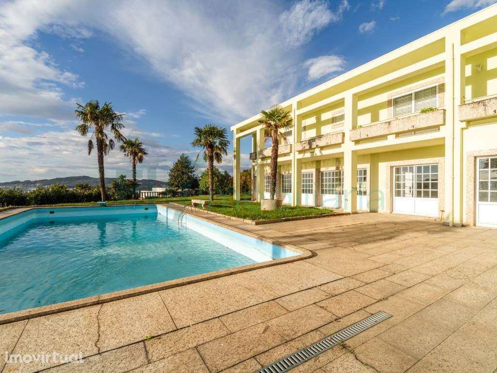 Moradia individual T6 em Caldas de Vizela - Grande imagem: 2/60