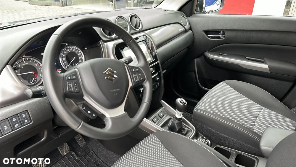 Suzuki Vitara 1.4 Boosterjet SHVS Premium 4WD - 9