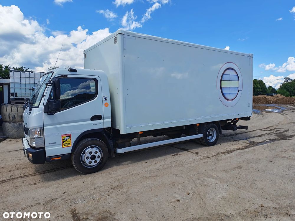 Mitsubishi Fuso - 19