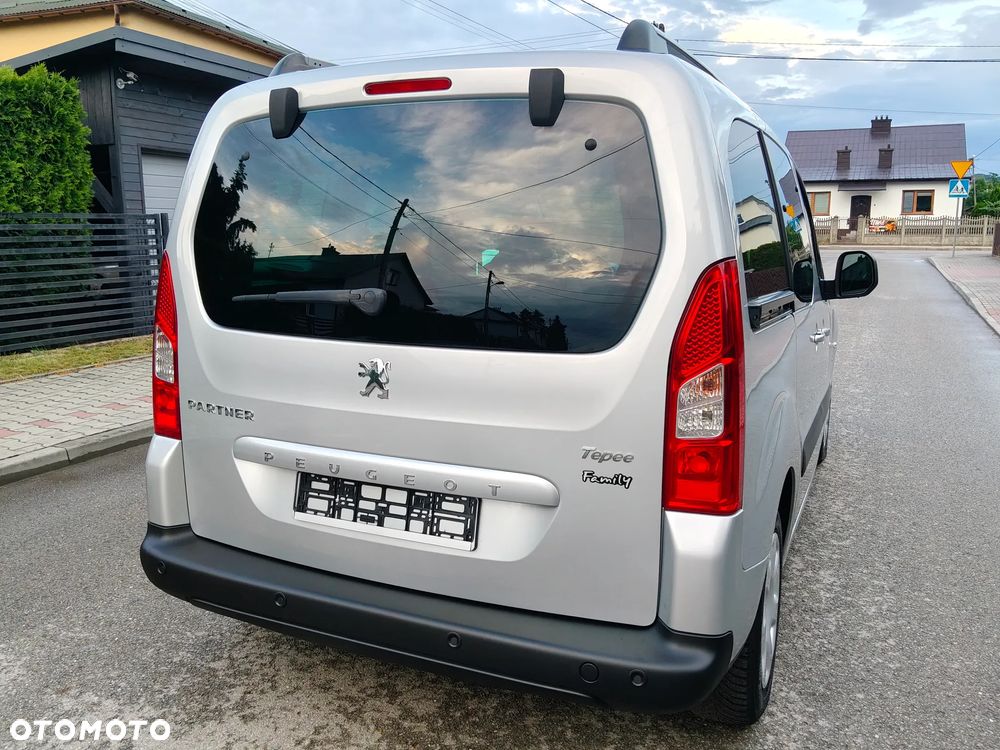 Peugeot Partner 110 Tendance mit Familien-Paket - 17