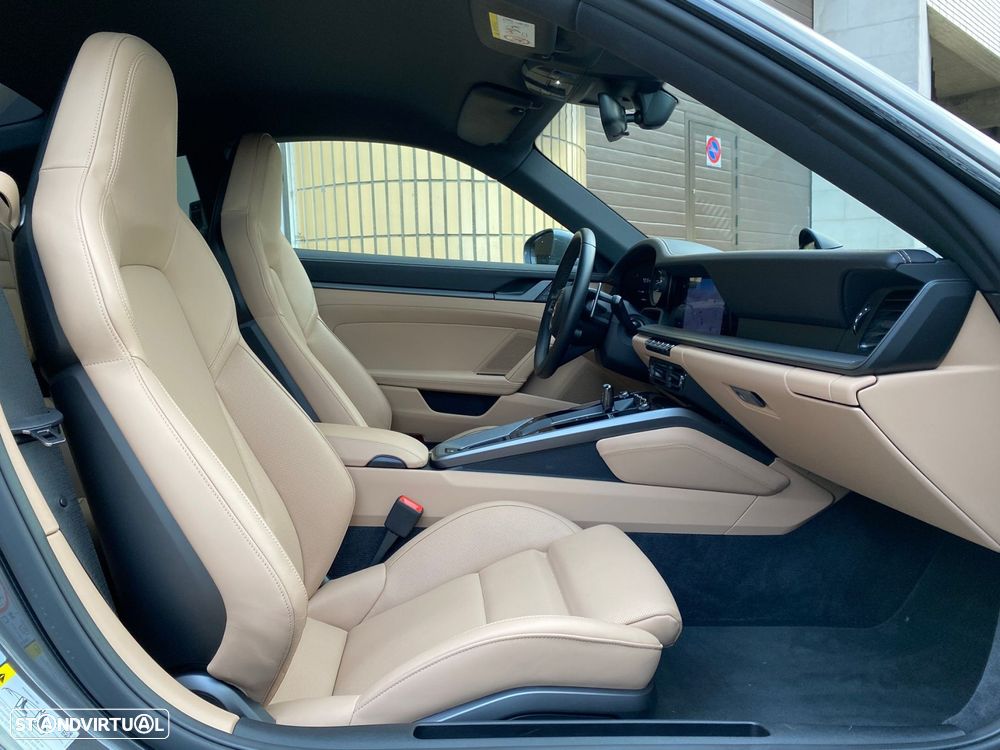 Porsche 911 (992) Carrera S PDK - 8