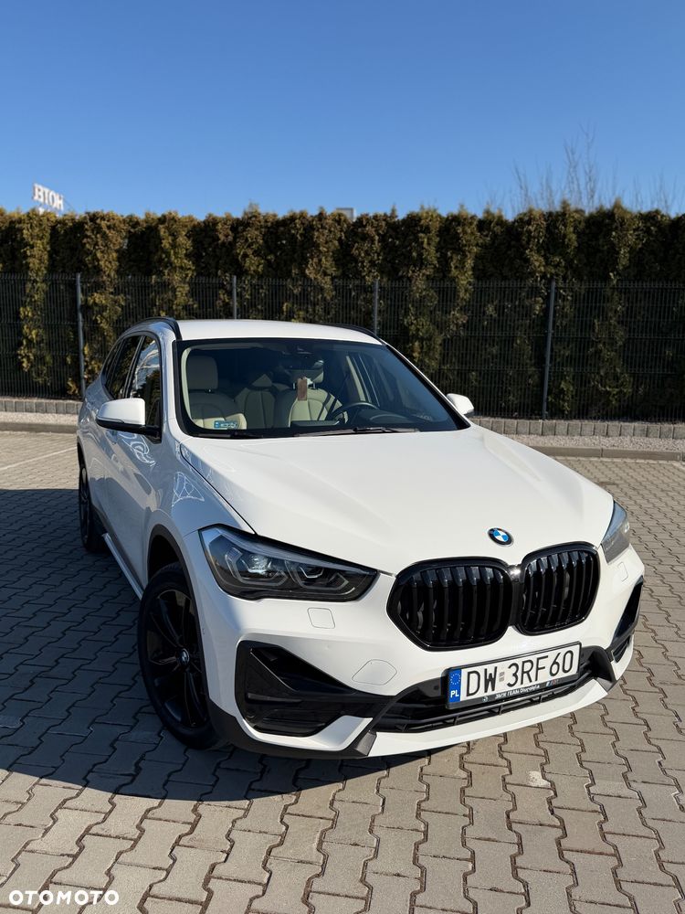 BMW X1 sDrive18i Sport Line - 7