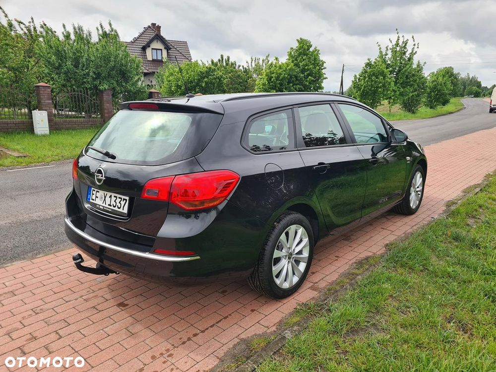 Opel Astra 1.4 Turbo - 8