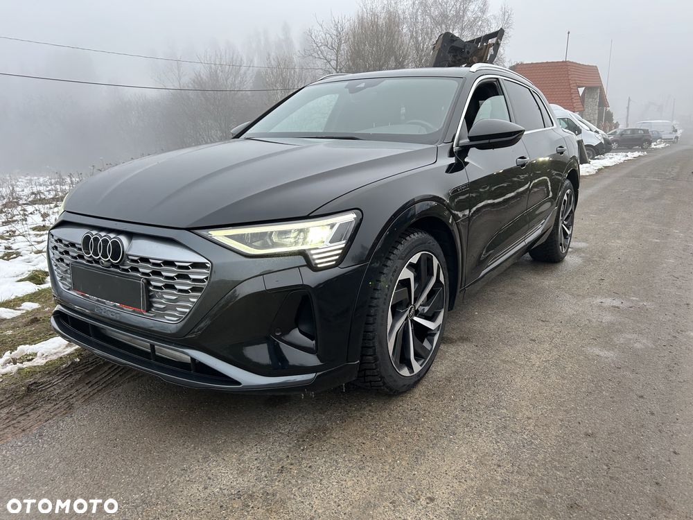 Audi Q8 - 32