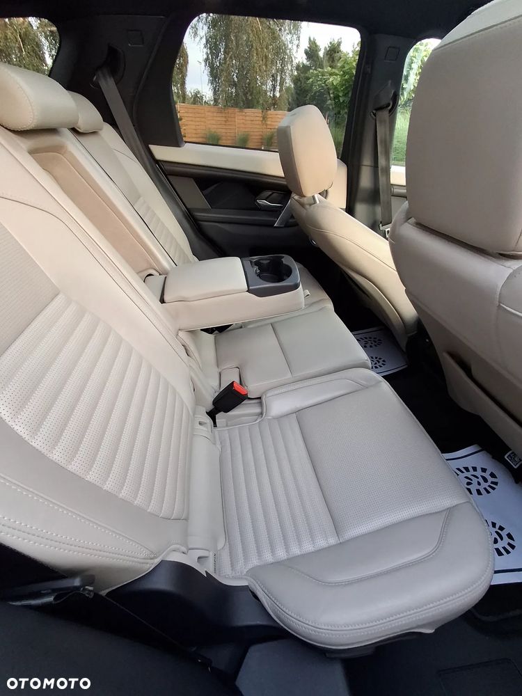 Land Rover Discovery Sport D165 R-Dynamic SE - 27