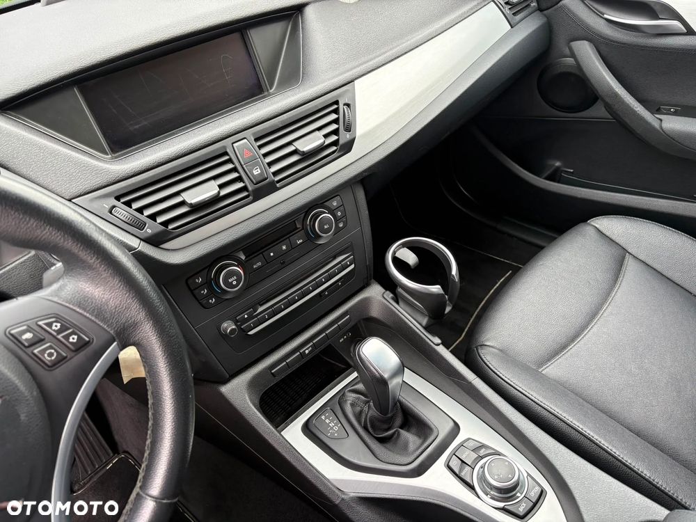 BMW X1 sDrive18d xLine - 18