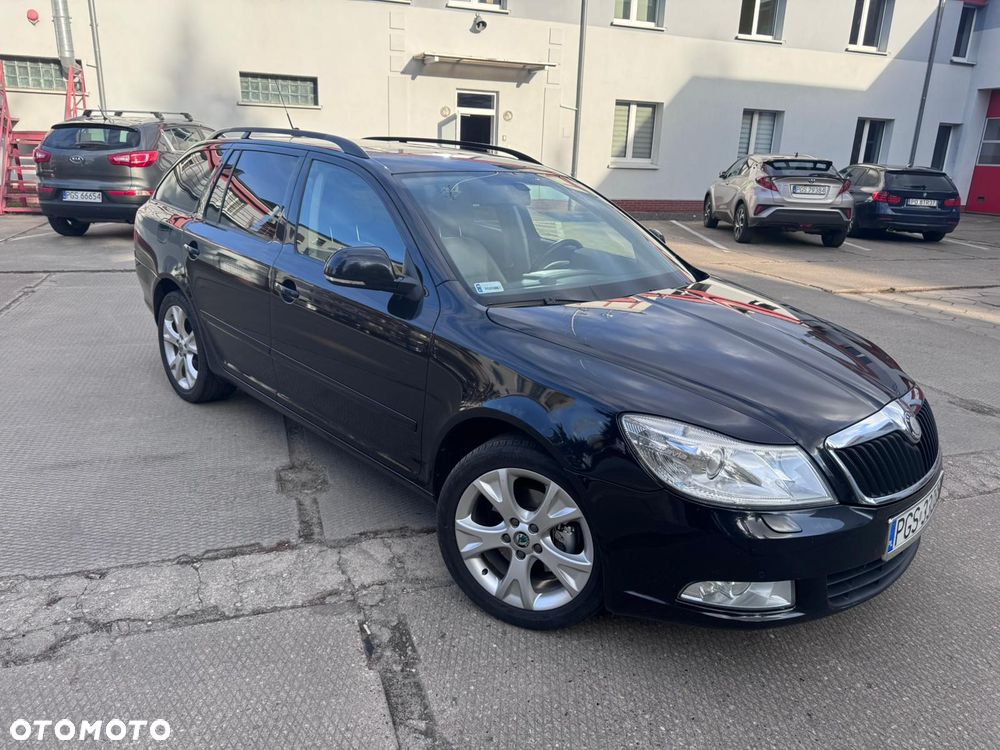 Skoda Octavia 2.0 TDI CR DPF RS - 1