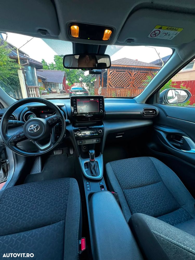 Toyota Yaris Cross - 10