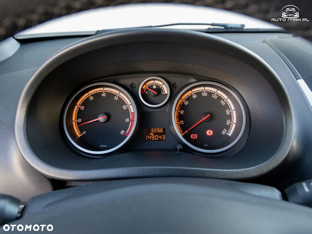 Opel Corsa 1.4 16V Satellite - 18