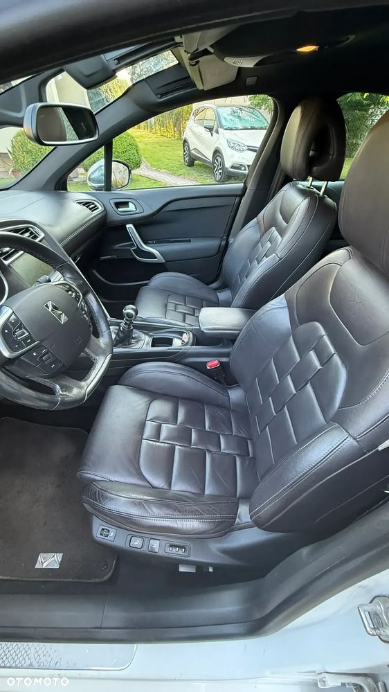 Citroën DS4 2.0 HDi SportChic - 24