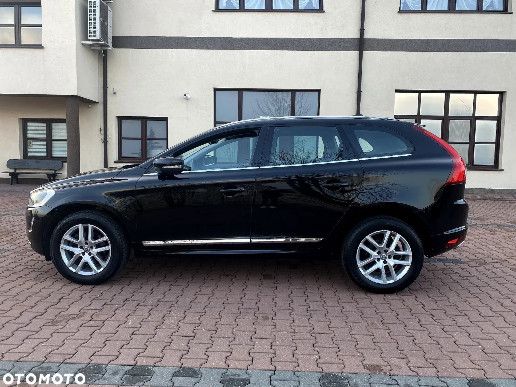 Volvo XC 60 D4 AWD Summum - 5