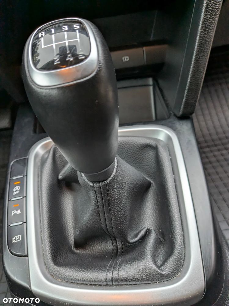 Kia Ceed 1.5 T-GDI Business Line - 18