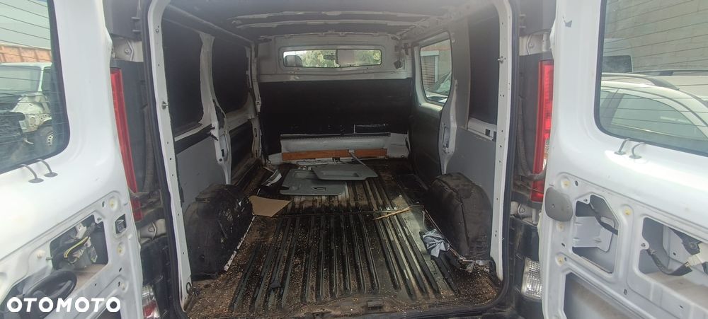 Opel Vivaro - 28