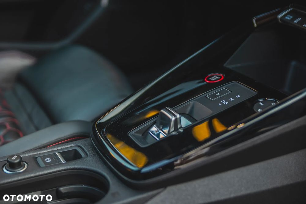 Audi RS3 Limousine TFSI Quattro S tronic - 29