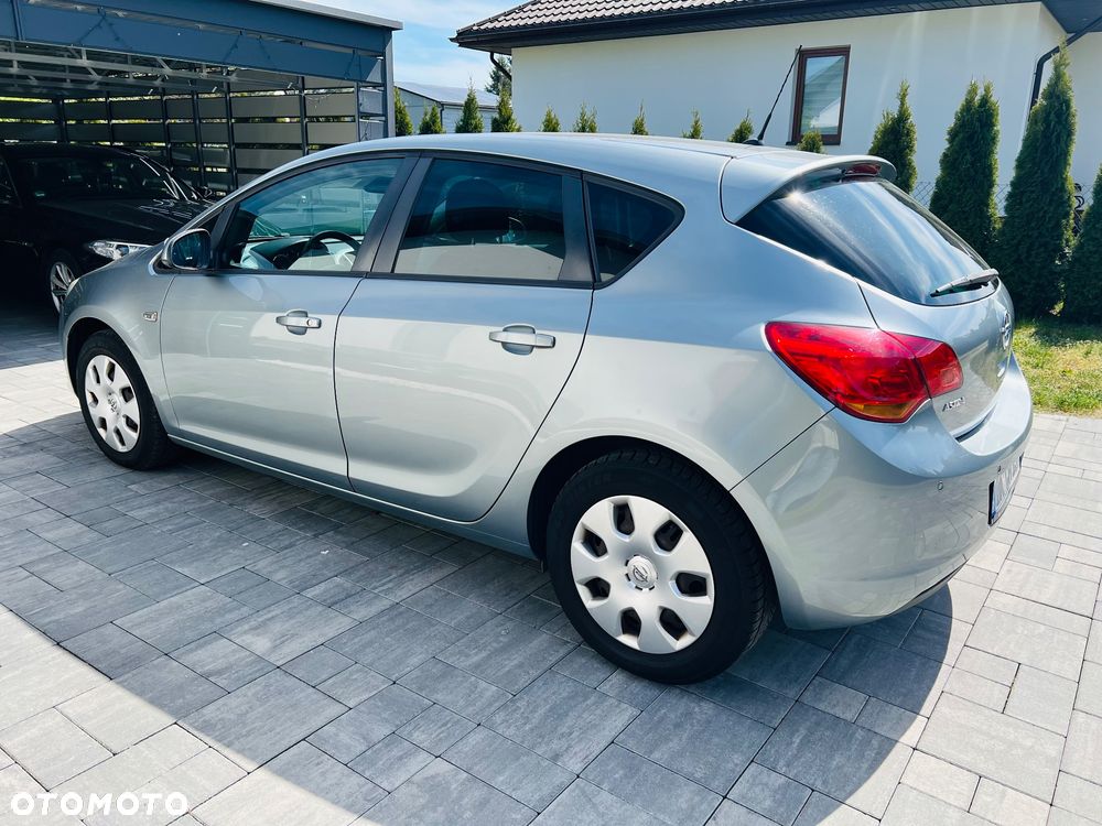 Opel Astra 1.6 Edition - 13