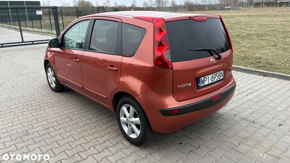 Nissan Note 1.6 more - 5