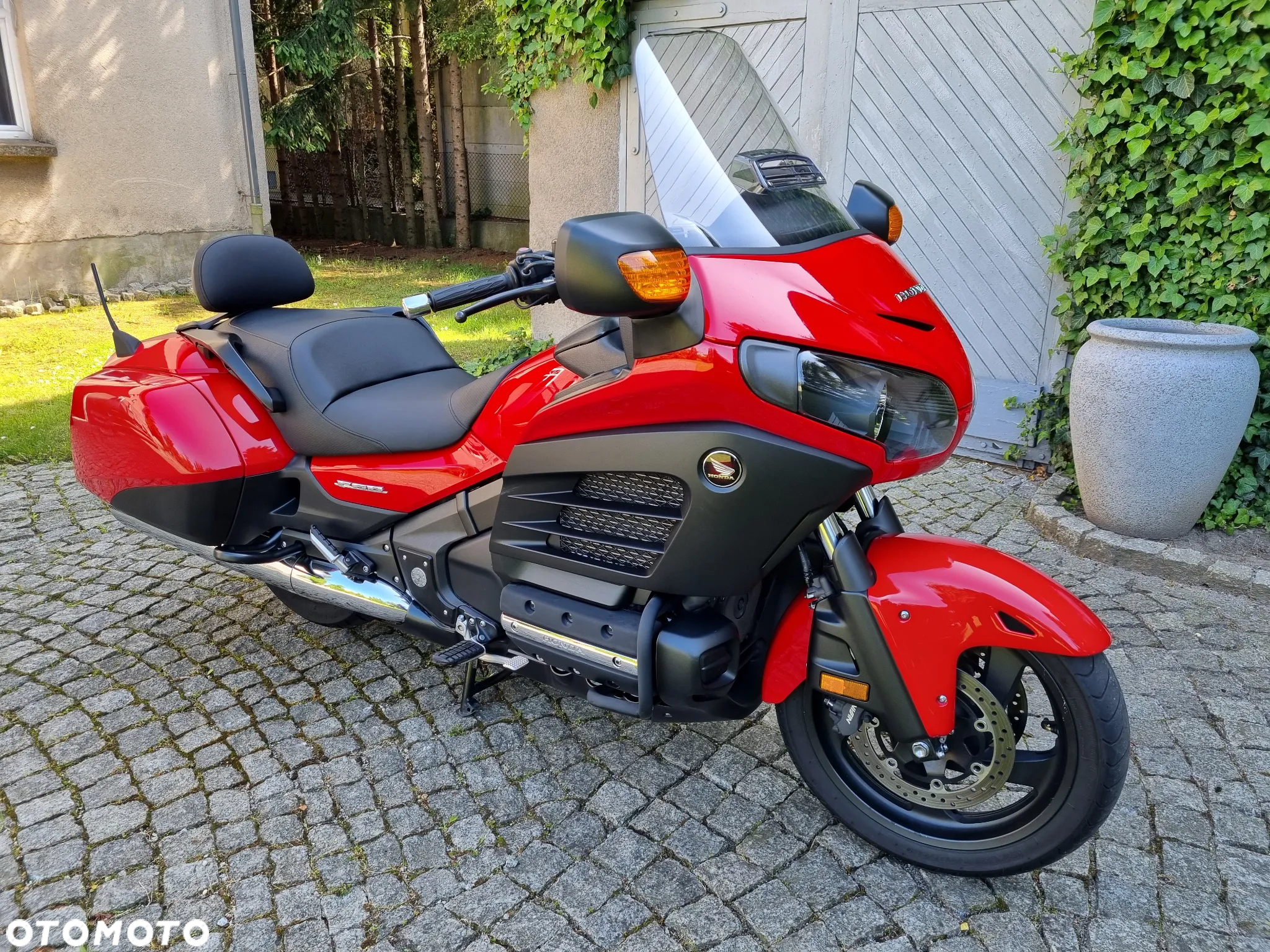 Honda GL - 11