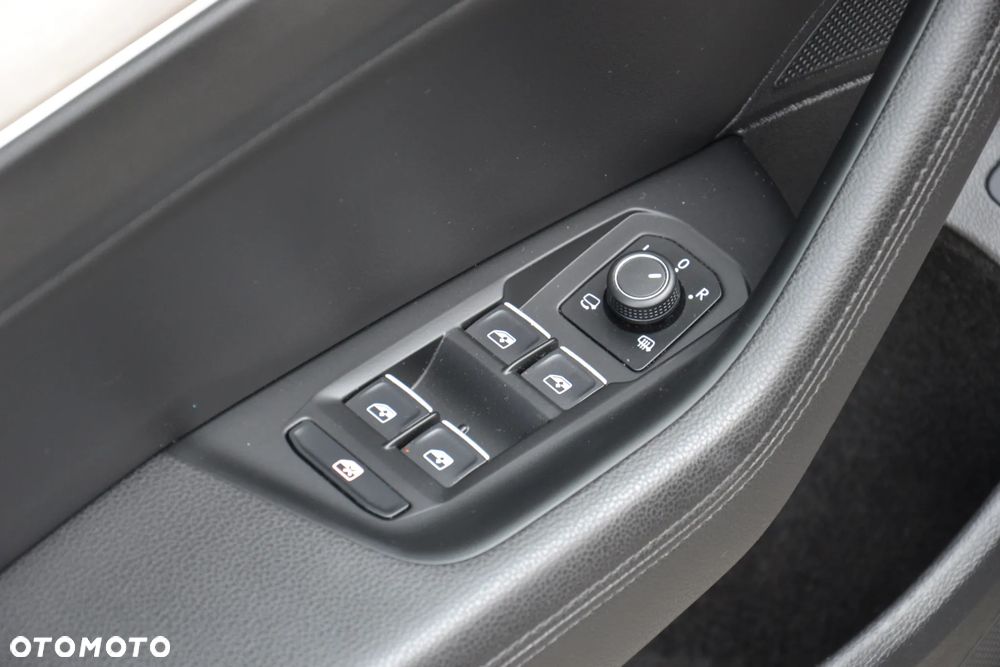 Volkswagen Passat - 18