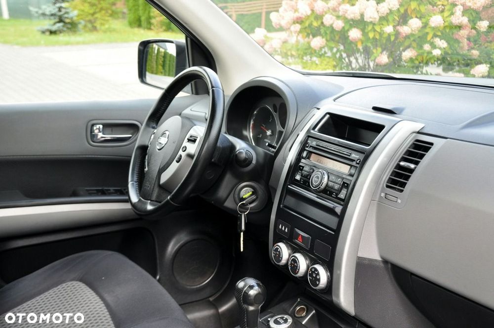 Nissan X-Trail - 18