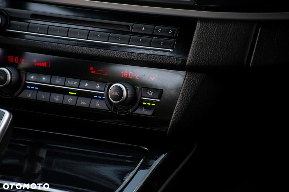 BMW Seria 5 520d - 17