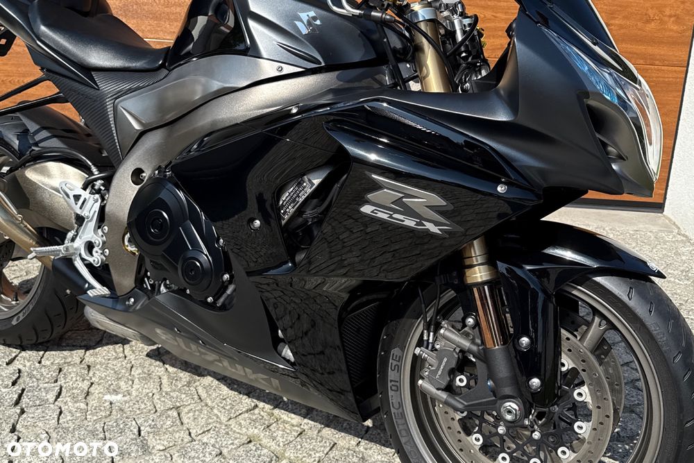 Suzuki GSX-R - 6