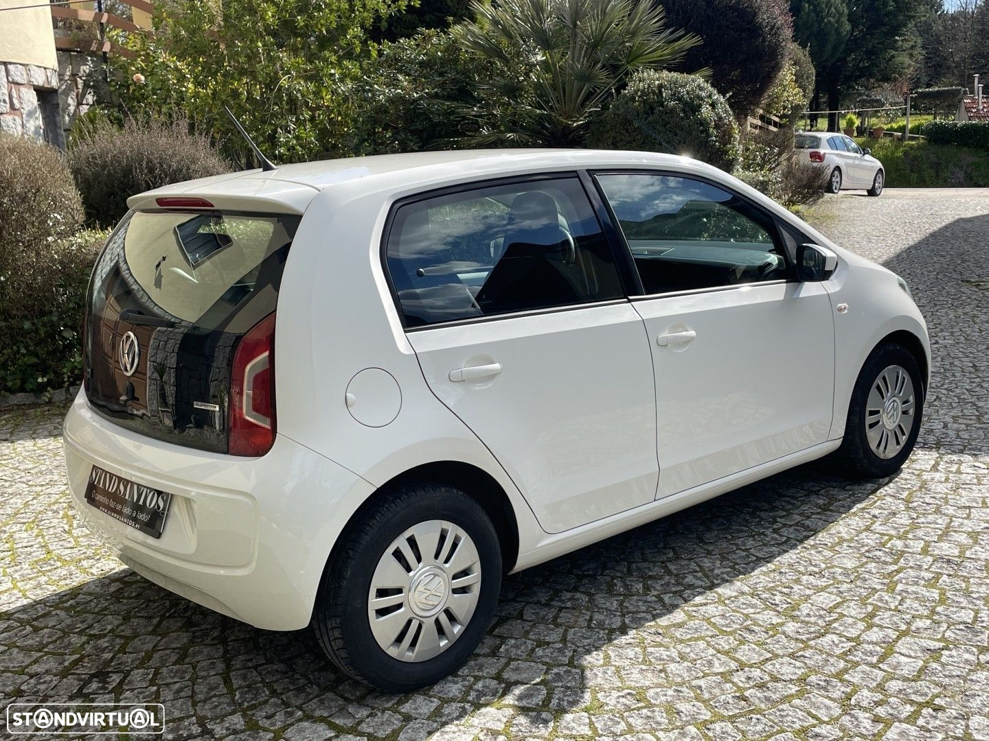 VW Up! - 4