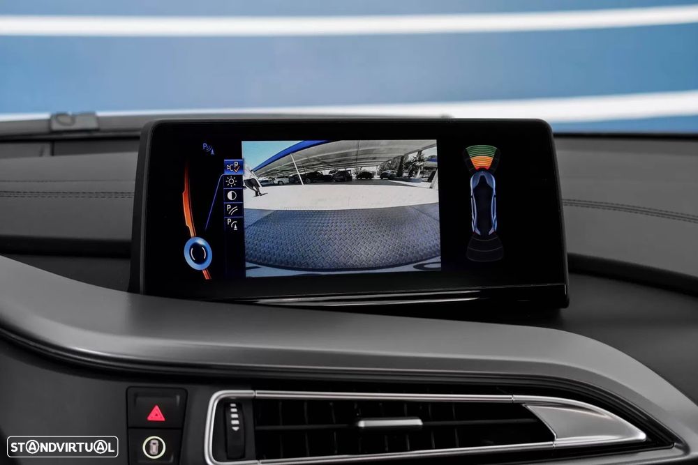 BMW i8 Standard - 14