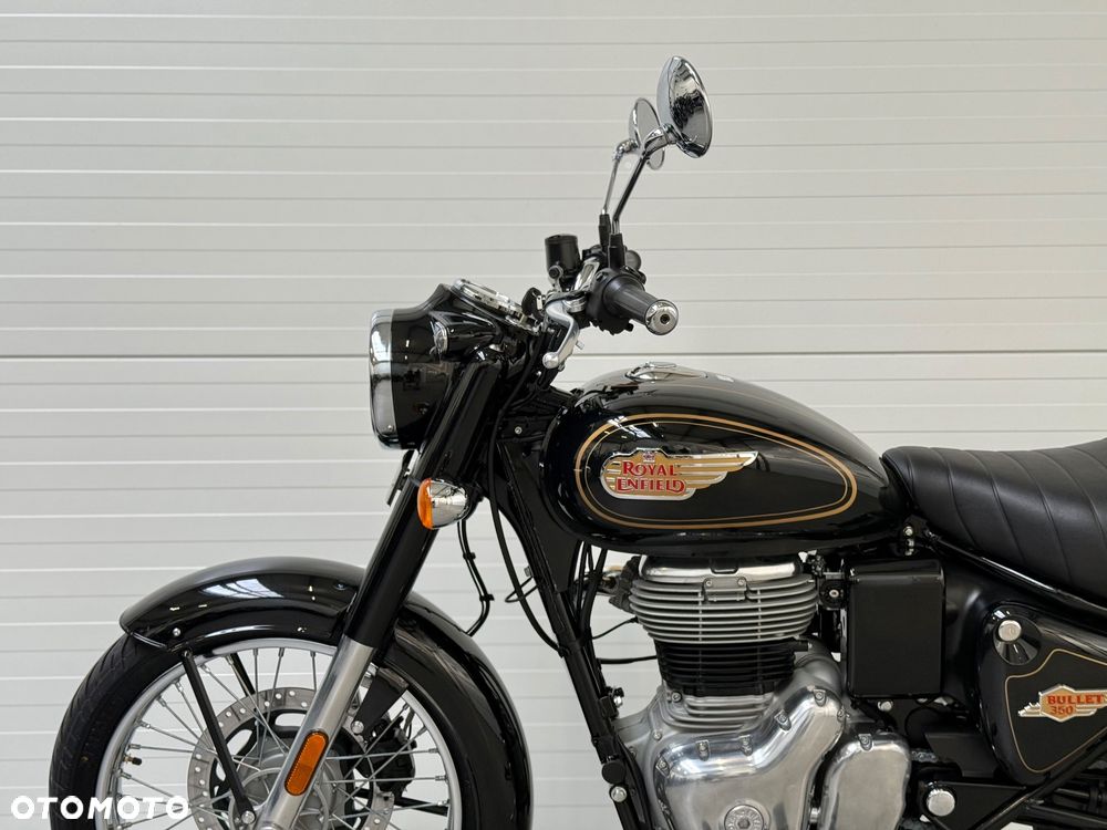 Royal Enfield Bullet - 25