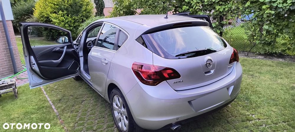 Opel Astra - 1