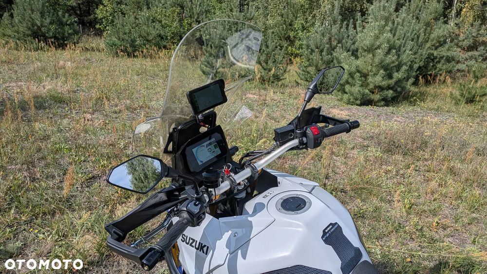 Suzuki V-STROM - 36