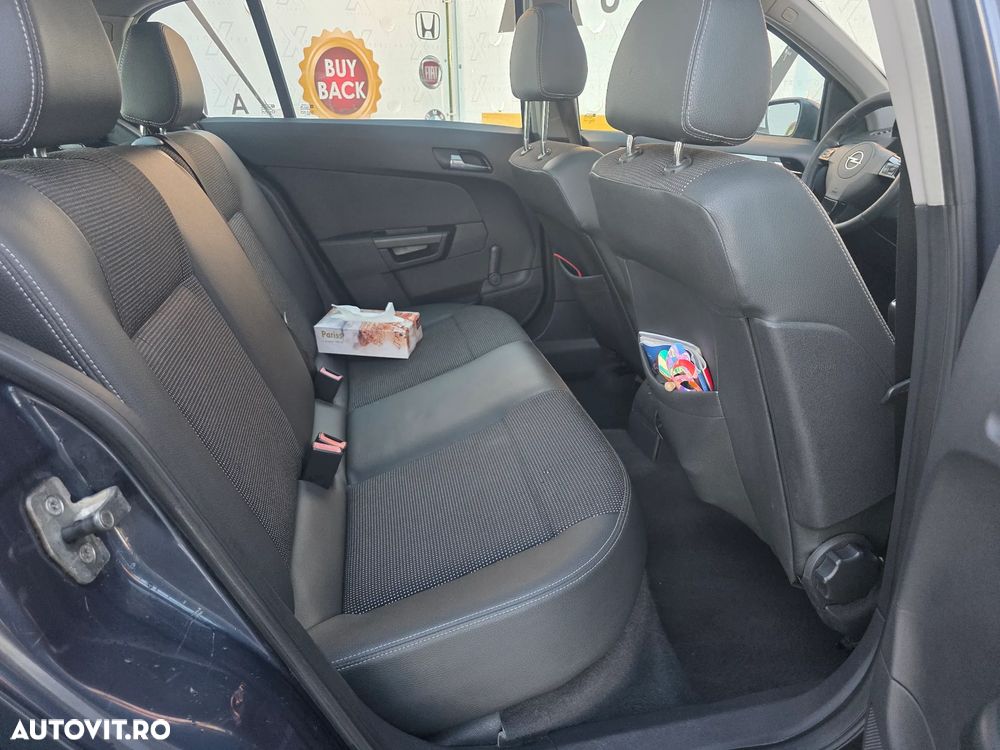 Opel Astra 1.7 CDTI Elegance - 10