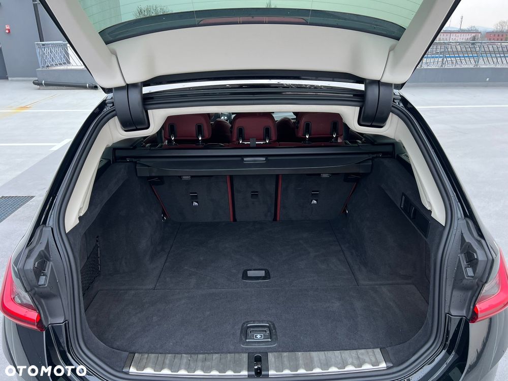 BMW Seria 3 318d MHEV Sport Line - 34