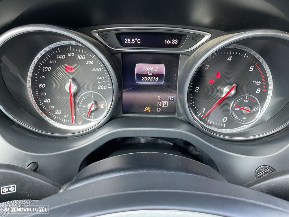 Mercedes-Benz CLA 180 d Shooting Brake Aut. - 22