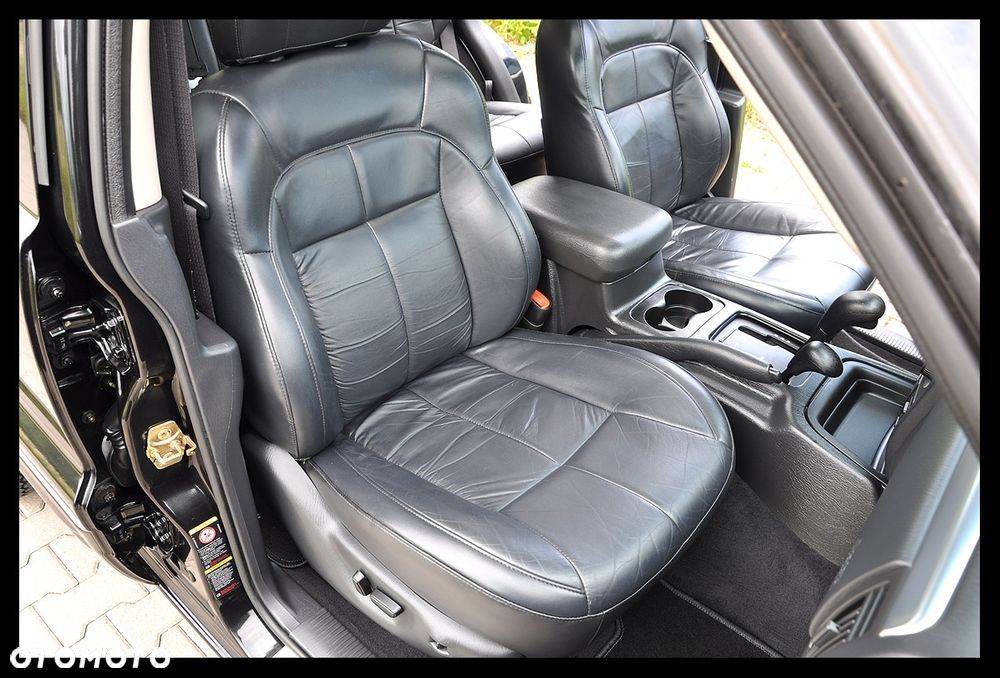 Jeep Grand Cherokee 2.7 CRD Final Edition - 27