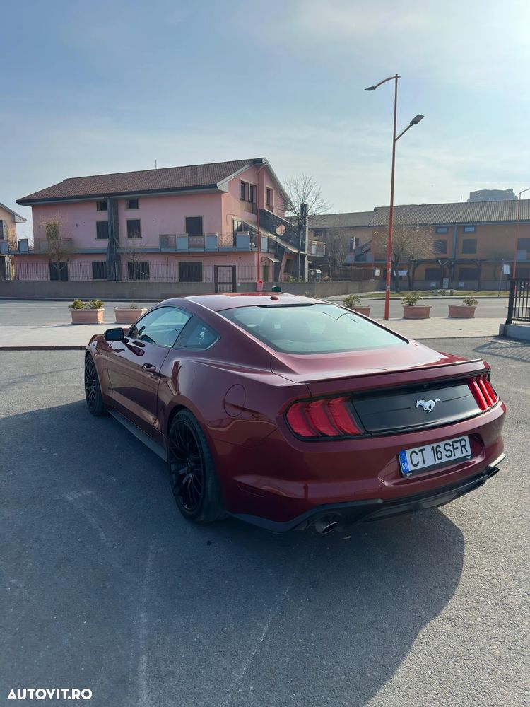 Ford Mustang 2.3 Eco Boost Aut. - 8