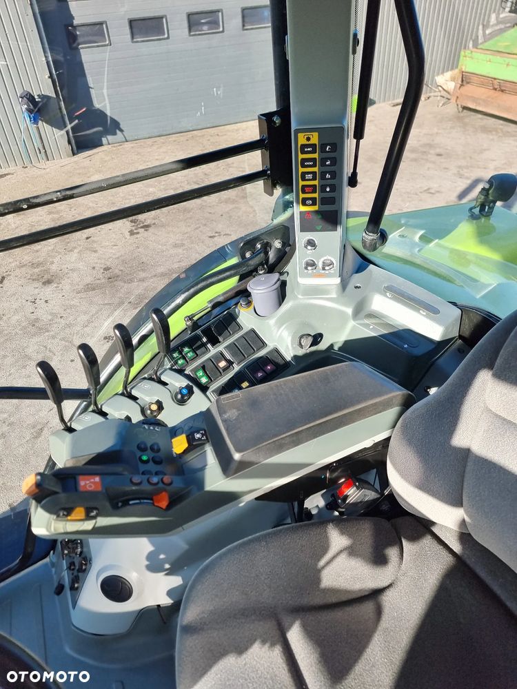 Claas Arion 530 - 11