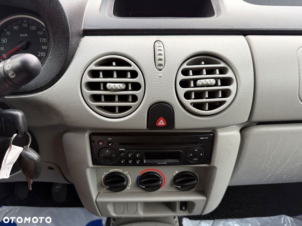 Renault Kangoo 1.2 16V Alize - 30