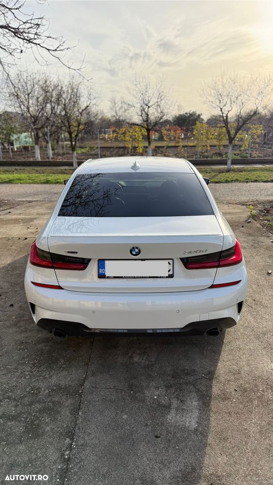 BMW Seria 3 320d xDrive AT - 3