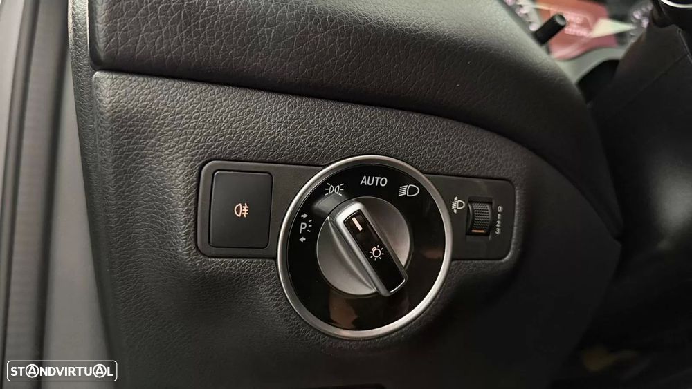 Mercedes-Benz A 180 CDI BlueEFFICIENCY - 16