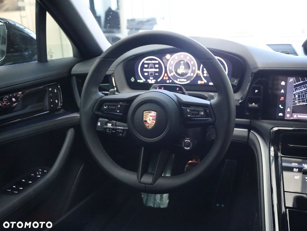 Porsche Panamera - 21