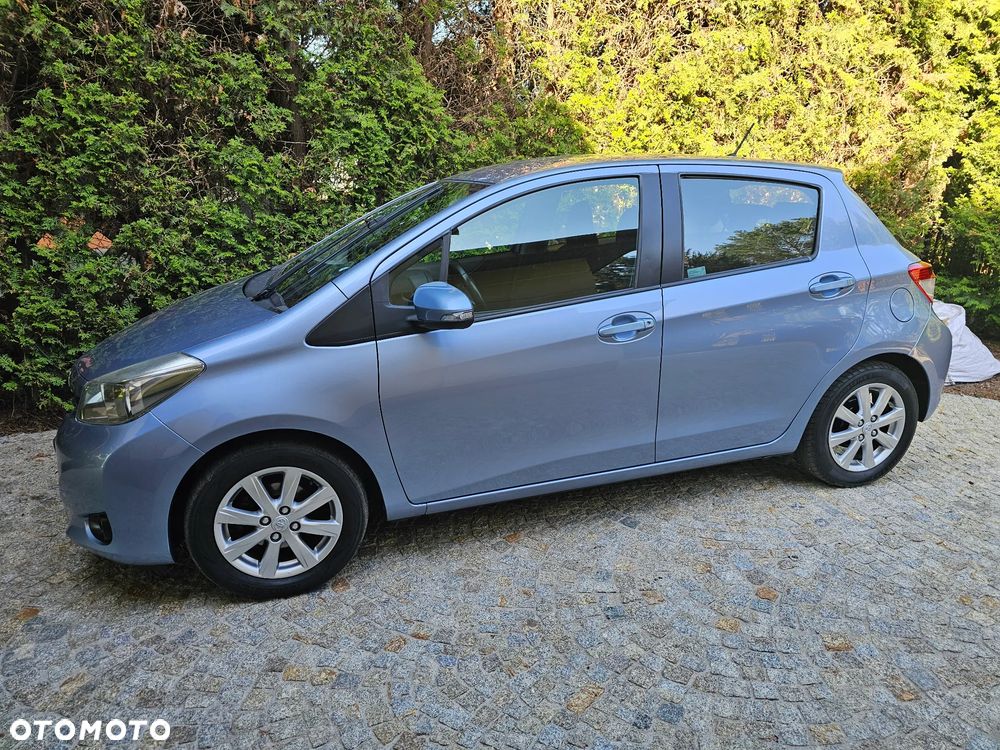 Toyota Yaris - 17